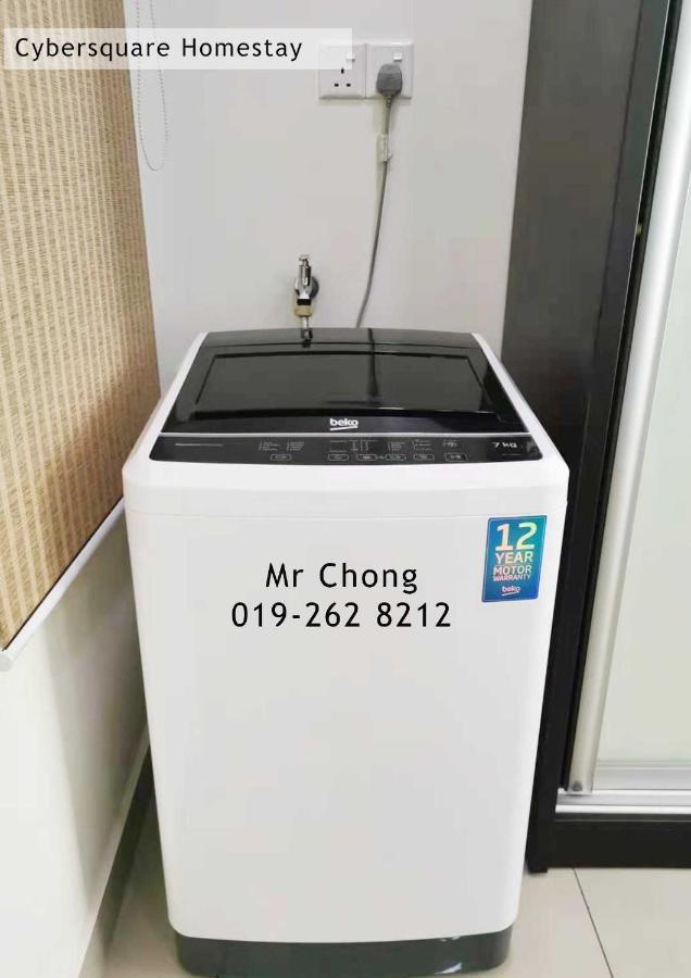 Cybersqaure Studio Suites With Netfilx @10 Min Walking Distance To Mcd Cyberjaya Bagian luar foto