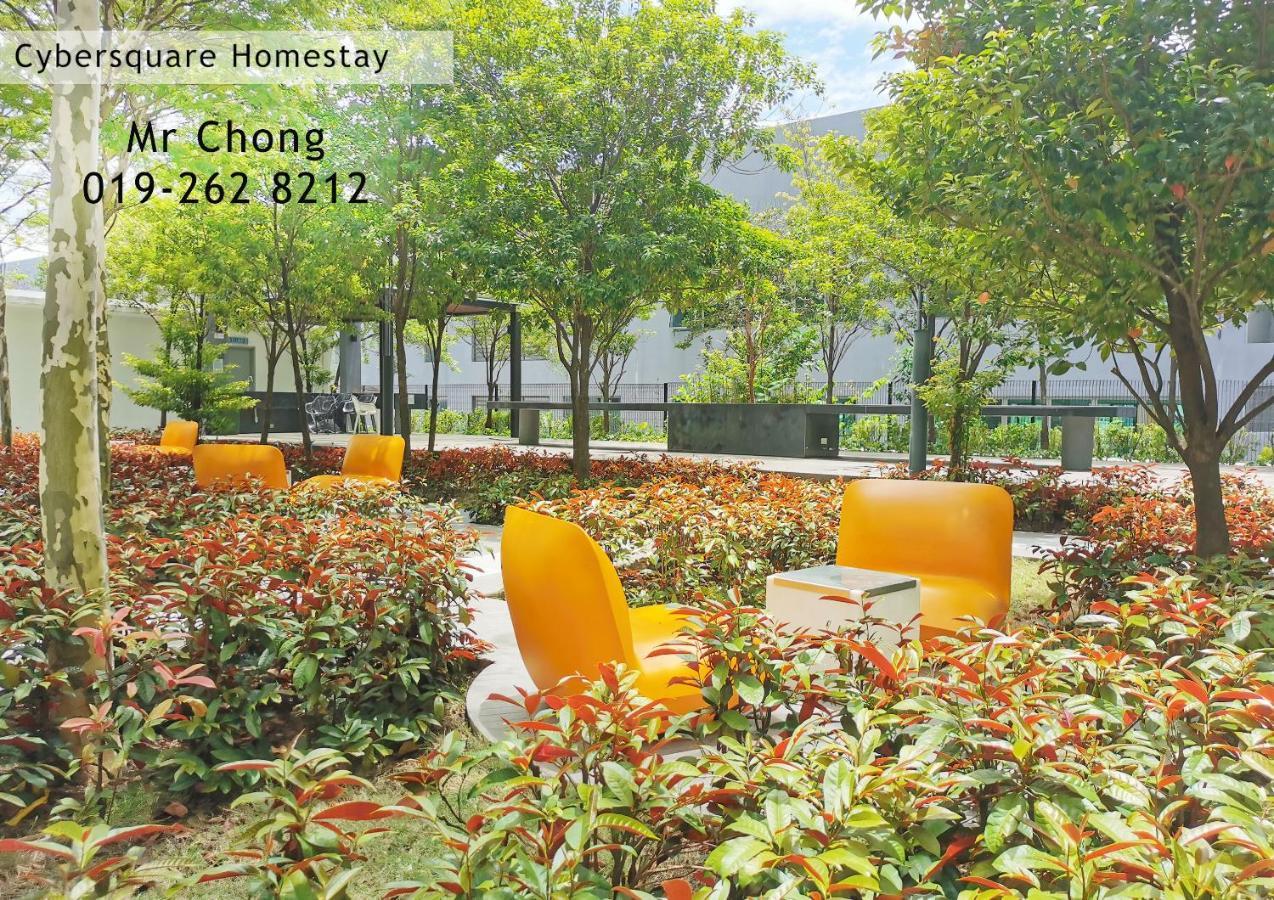 Cybersqaure Studio Suites With Netfilx @10 Min Walking Distance To Mcd Cyberjaya Bagian luar foto